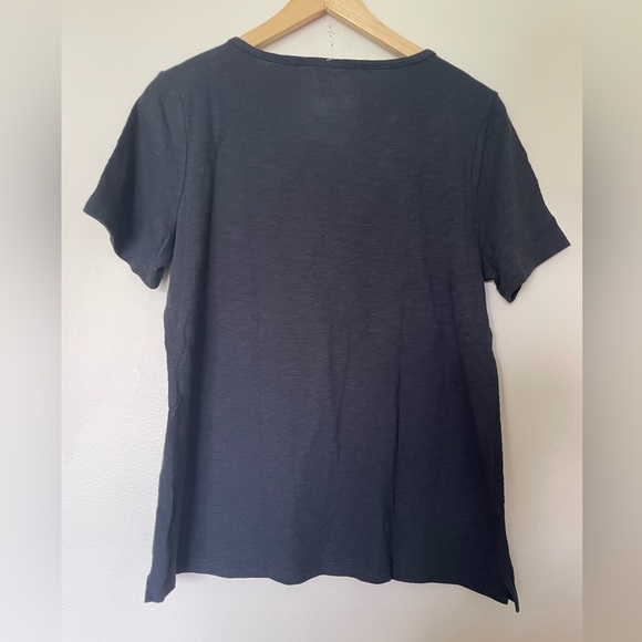 Talbots Embroidered Elephants Short Sleeve Crew Neck T-Shirt Size Medium Petite - Picture 6 of 9